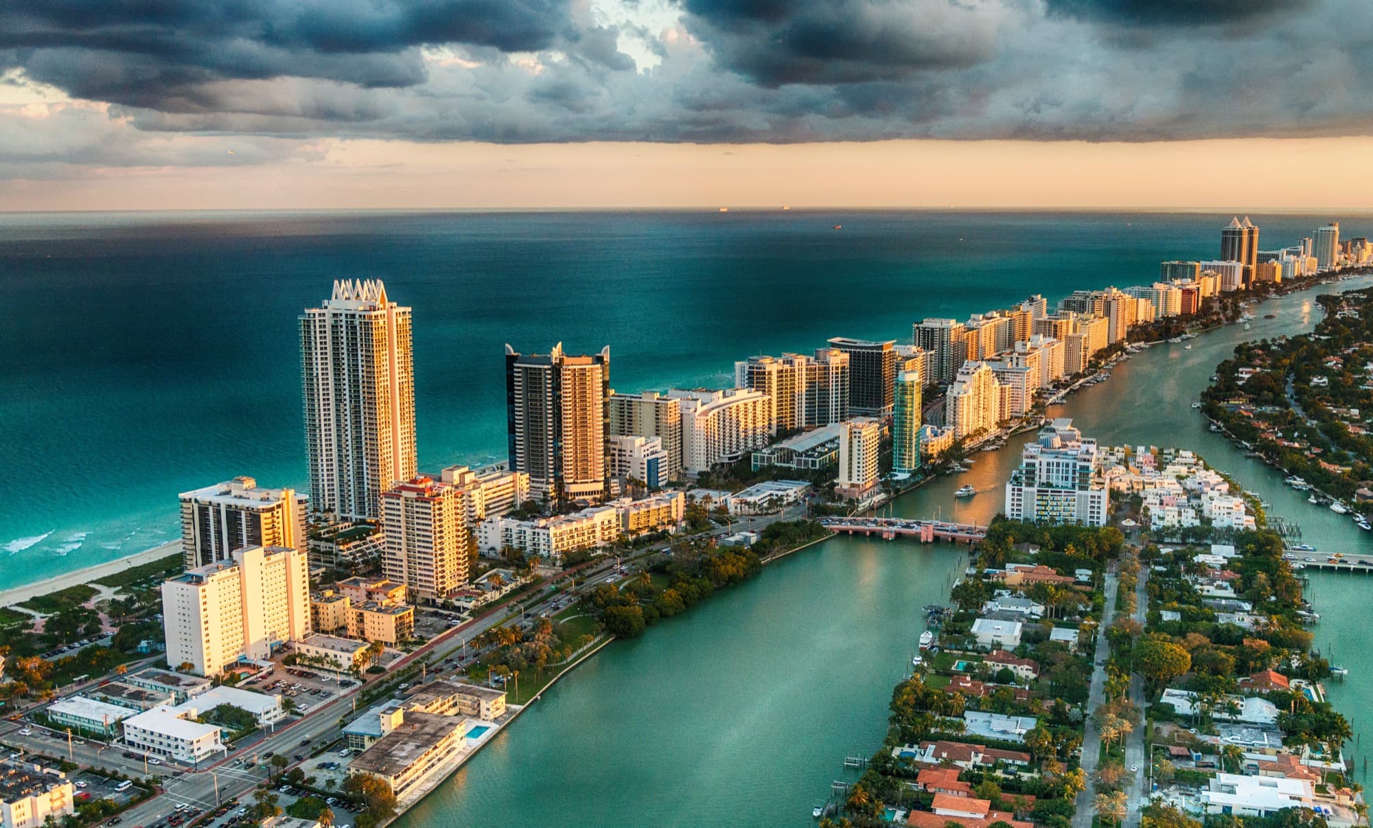 Vista de Miami, ciudad donde Harry fundó su primera empresa de viajes en 2008